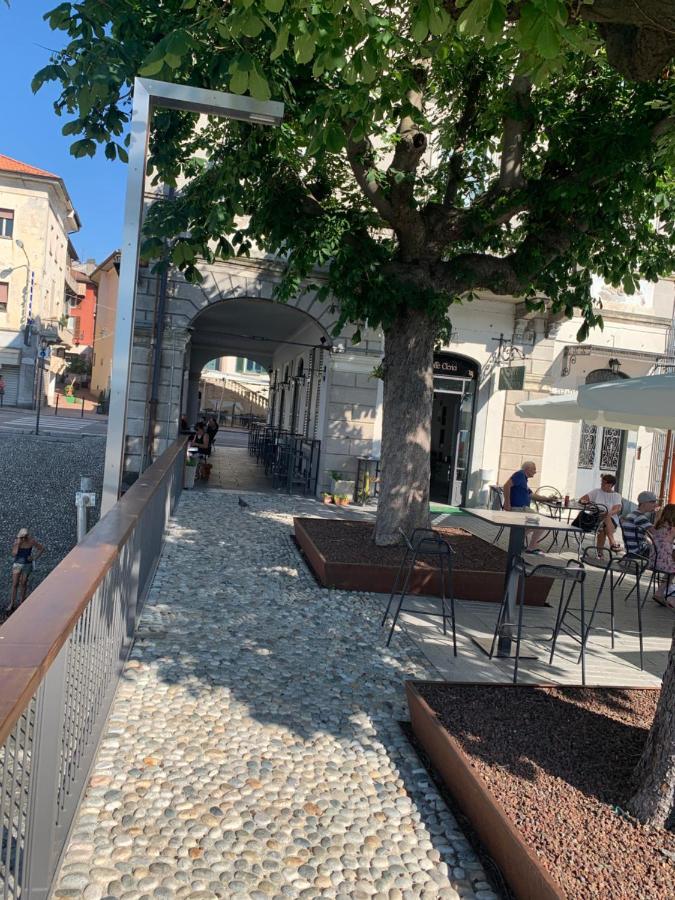 Palazzo Clerici Daire Luino Dış mekan fotoğraf